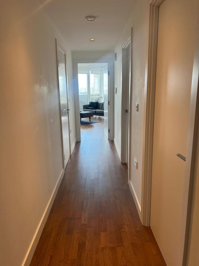Two Bedroom Apartament Londra